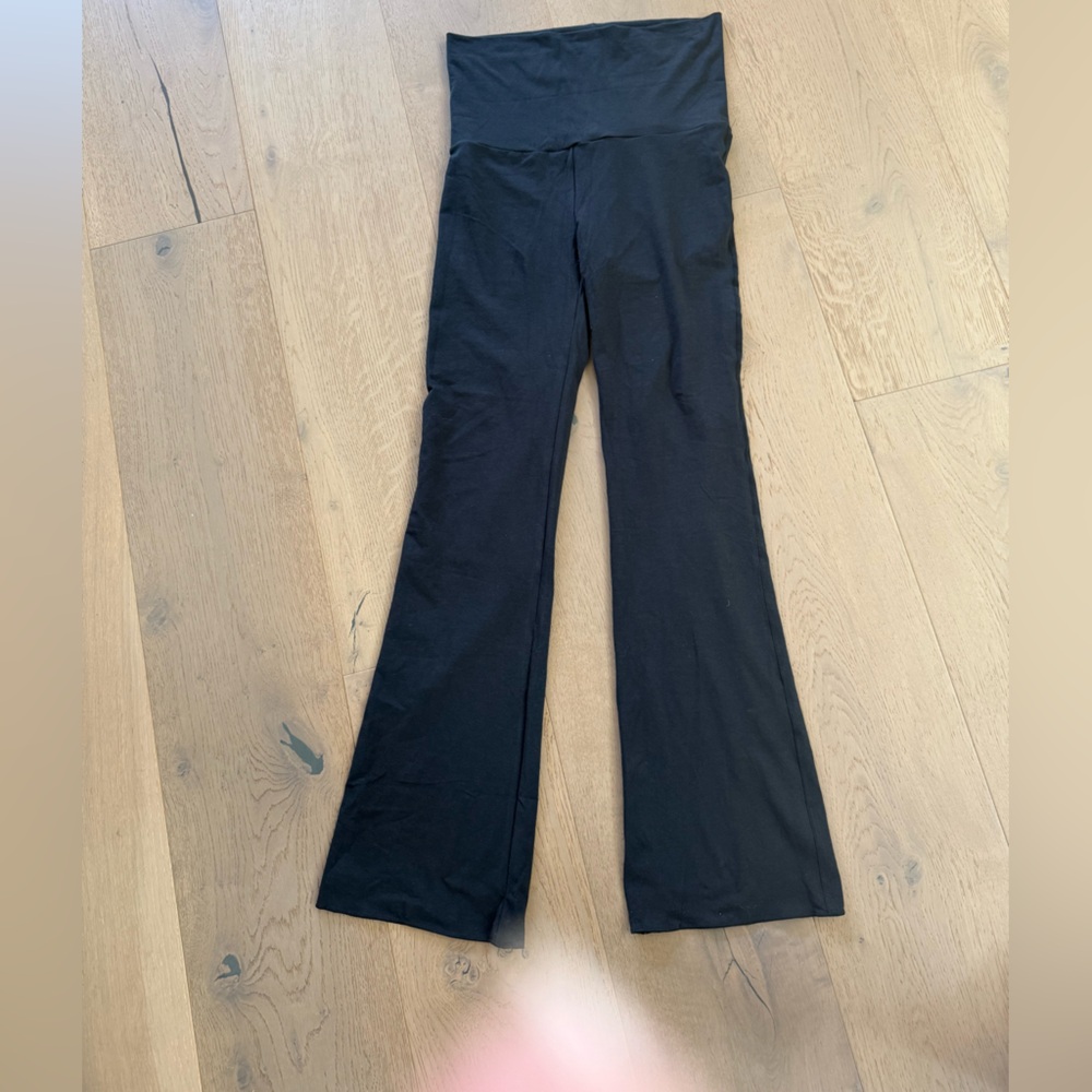 SKIMS Black Flare FOLDOVER PANT